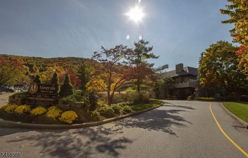 2 Chamonix Dr #333, Vernon Center, NJ 07462 - #3