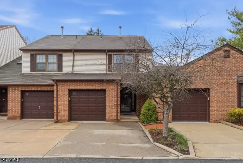 10 Betty Ct, Lebanon, NJ 08833 - #1