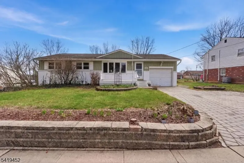 808 Charles Rd, Lopatcong, NJ 08865 - #3