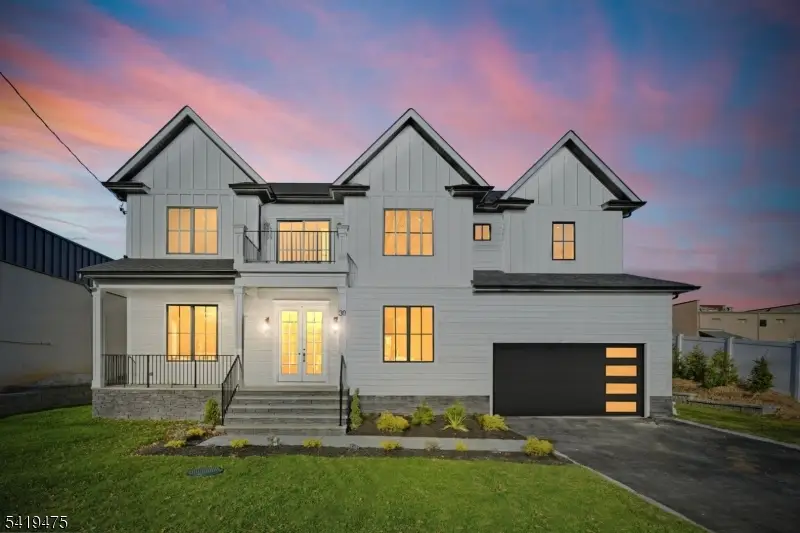 30 Grand Ter, Livingston, NJ 07039 - #1
