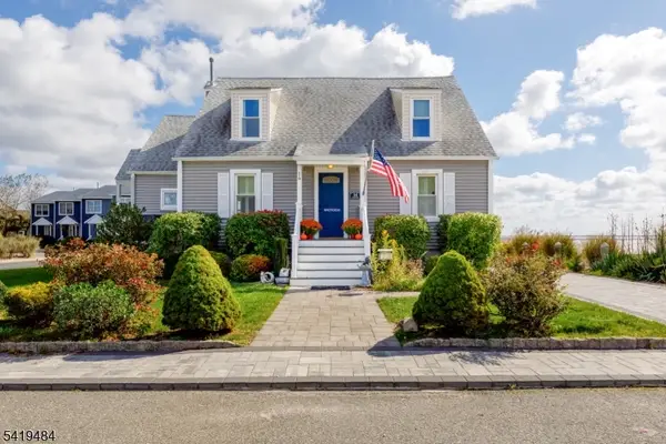 14 Vessel Rd, Ocean Twp., NJ 08758