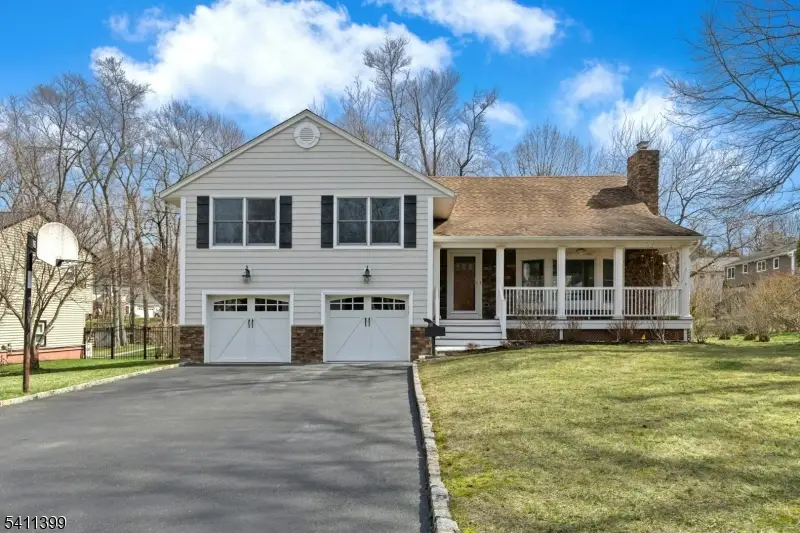 42 Arden Ct, Berkeley Heights, NJ 07922 - #1