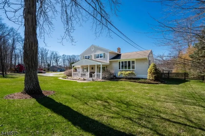 27 Adams Dr, Ogdensburg, NJ 07439 - #3