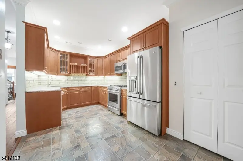 45 Windsor Dr, Lincoln Park, NJ 07035 - #3