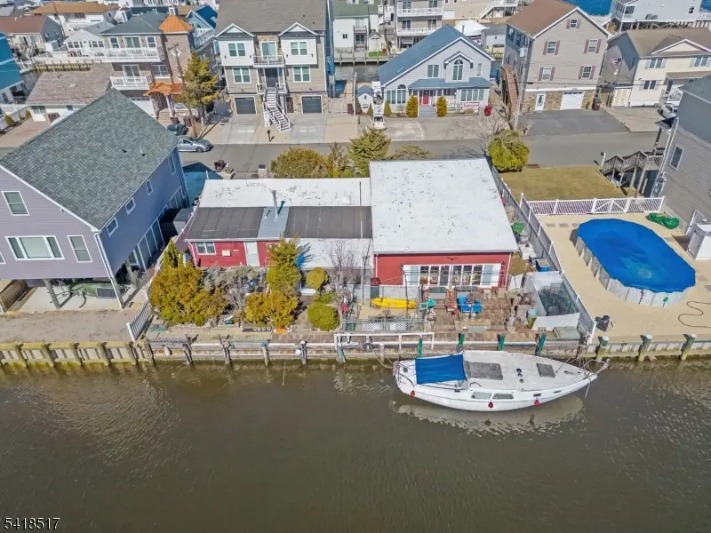 242 Evergreen Dr, Berkeley, NJ 08721 - #1