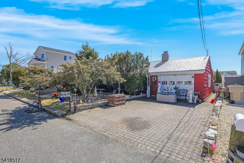 242 Evergreen Dr, Berkeley, NJ 08721 - #3