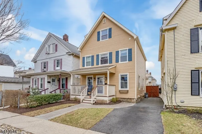 8 Grant St, Morristown, NJ 07960 - #1