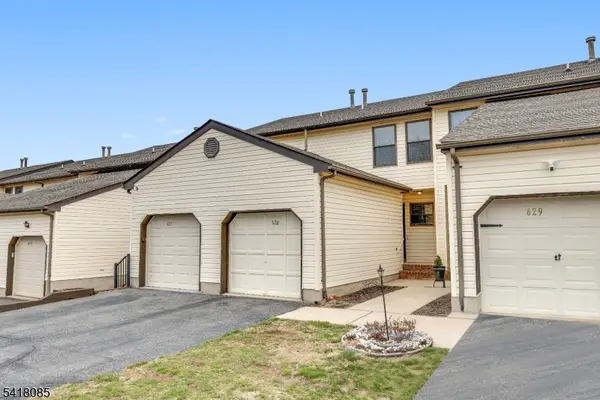 628 Almond Ct, Raritan Twp., NJ 08822