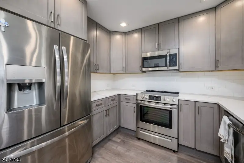 1 Carriage City Plz #1214, Rahway, NJ 07065 - #3