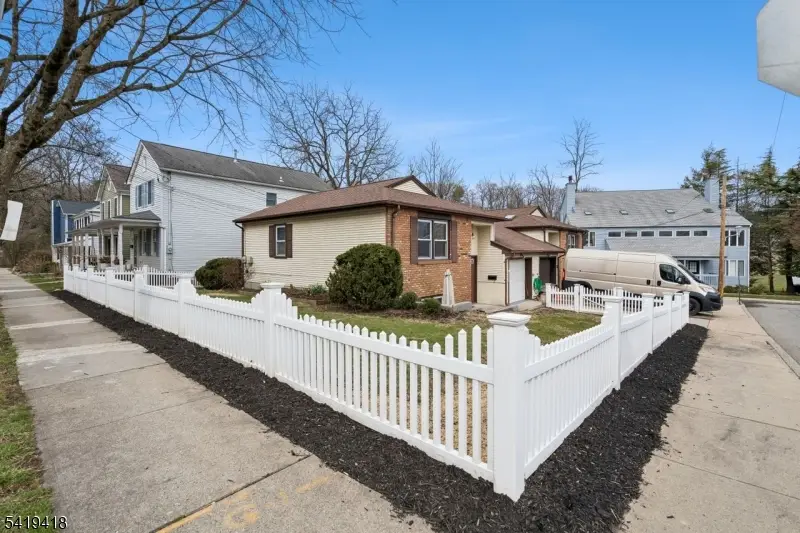 1 Lyons Pl, Morristown, NJ 07960 - #1