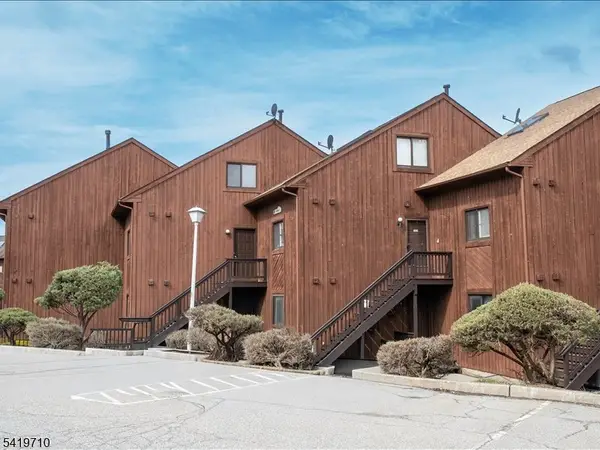 1 Onuma Ct #8, Vernon Twp., NJ 07462