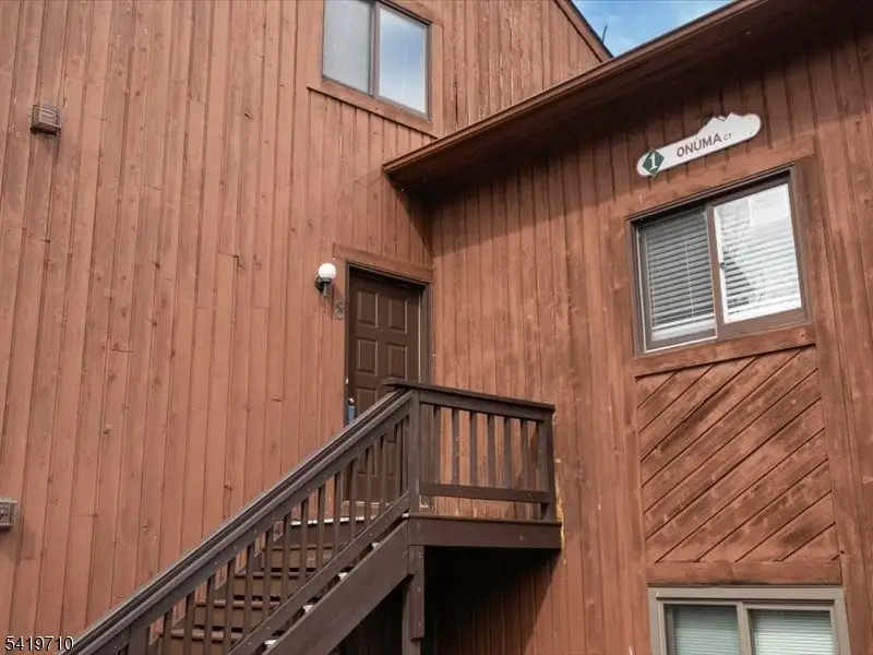 1 Onuma Ct #8, Vernon, NJ 07462 - #3