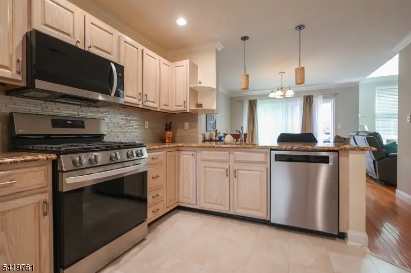 20 Forsgate Ter, Clinton, NJ 08801 - #2