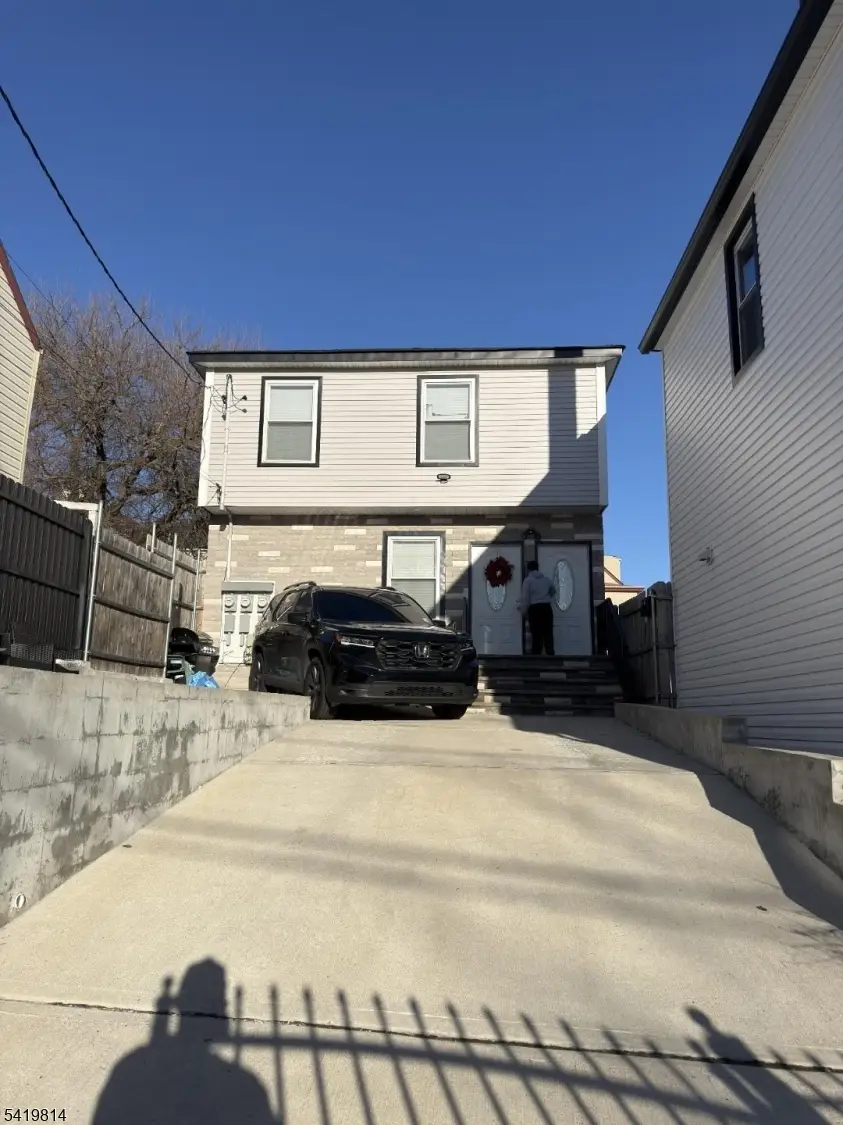 19 Dover St, Paterson, NJ 07501 - #1