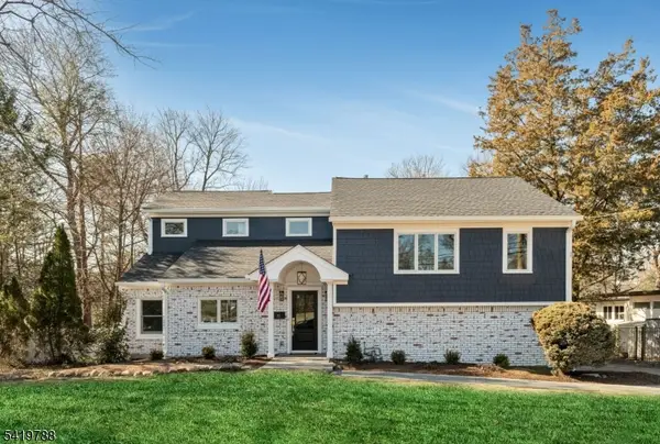 35 Lloyd Rd, Hohokus Boro, NJ 07423