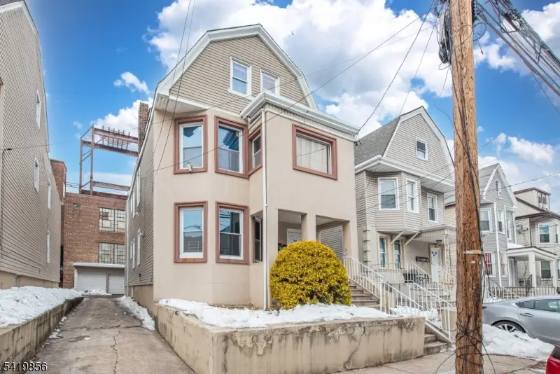 303 S 11th St, Newark, NJ 07103 - #1