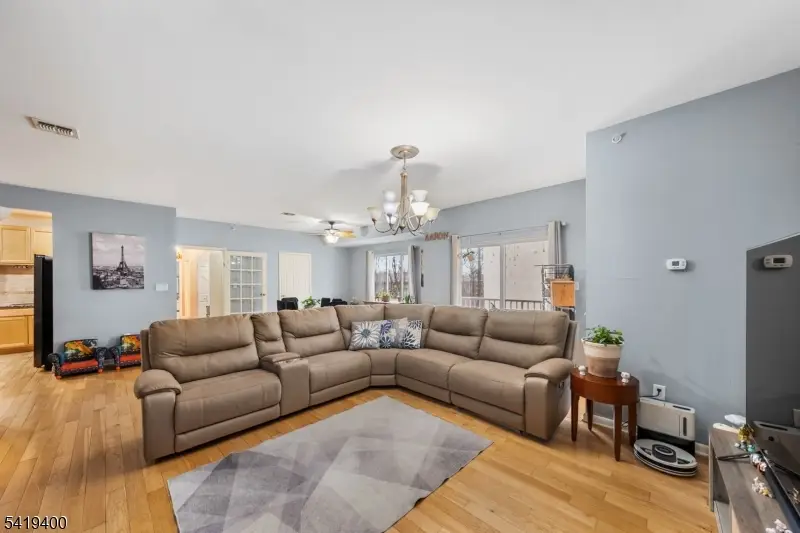 349-353 W Grand St #206, Elizabeth, NJ 07202 - #1