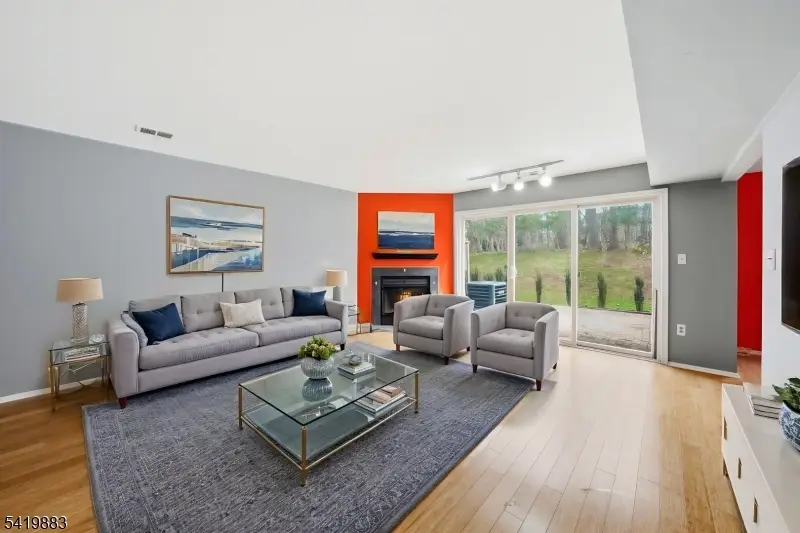 177 Hyde Park Rd, Franklin, NJ 08873 - #2