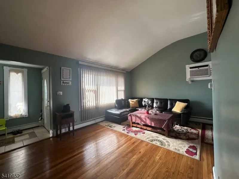 118 Markowitz St, Carteret, NJ 07008 - #2
