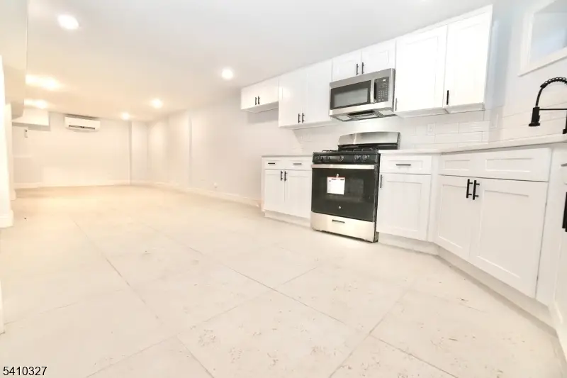 41 Arlington Ave, Jersey City, NJ 07305 - #3