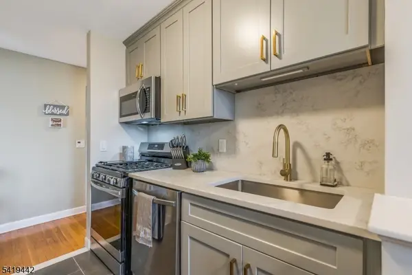 605 Grove St #15, Clifton City, NJ 07013