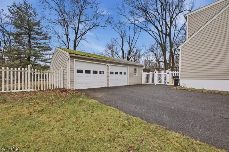 131 De Hart St, Lincoln Park, NJ 07035 - #3