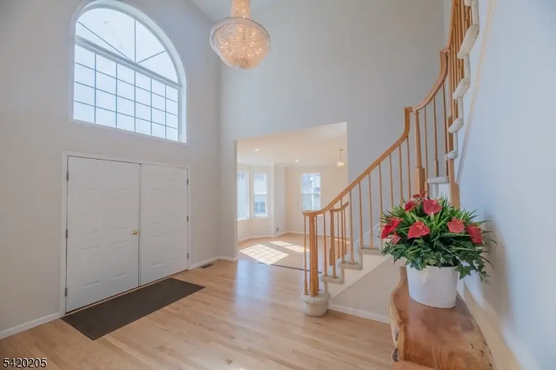 6 Banyan Ct, Edison, NJ 08820 - #2