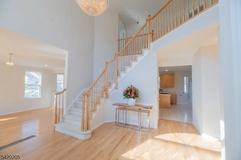 6 Banyan Ct, Edison, NJ 08820 - #3