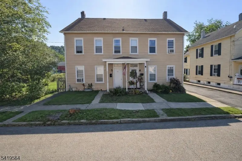 112-114 Broad St, Phillipsburg, NJ 08865 - #1