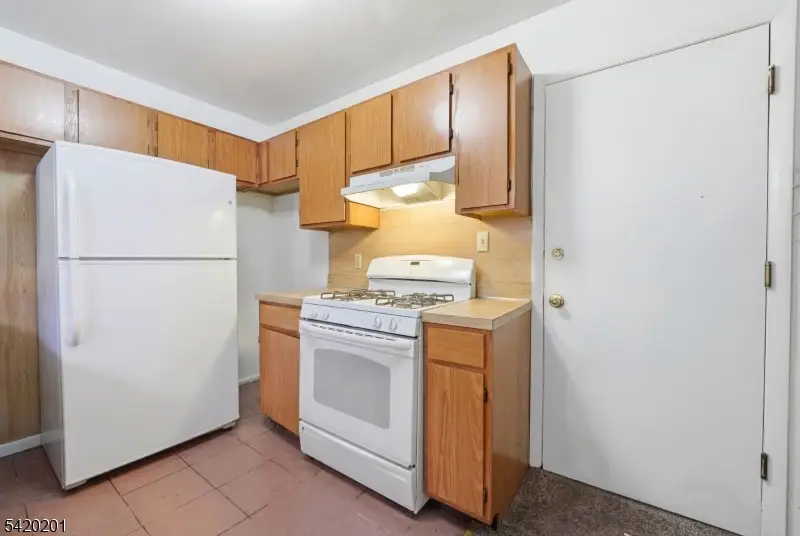 120 Carnegie Pl, Vauxhall, NJ 07088 - #3