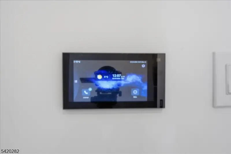 21 Lincoln Park #302, Newark, NJ 07102 - #2