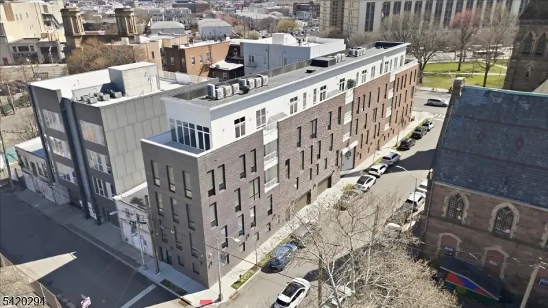 21 Lincoln Park #101, Newark, NJ 07102 - #1