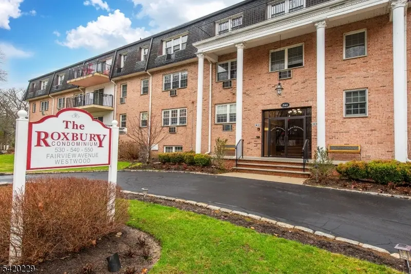 550 Fairview Ave #116, Westwood, NJ 07675 - #1
