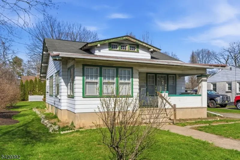 715 New Brunswick Ave, Upper Pohatcong, NJ 08865 - #1