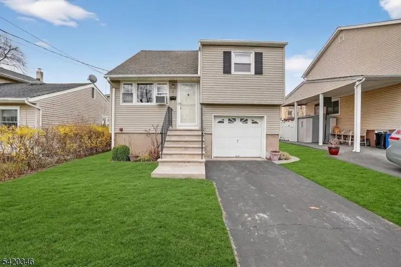 29 Nokomis Ave, Lake Hiawatha, NJ 07034 - #1