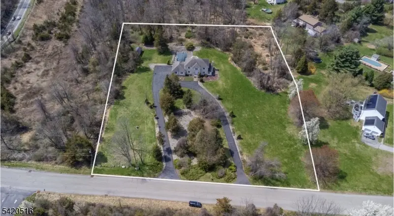 5 Oxbow Ln, Hardyston, NJ 07416 - #2