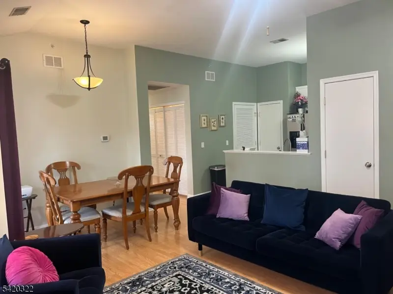 692 Honeybrook Cir #692, Lopatcong Overlook, NJ 08886 - #2