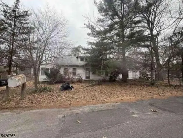 36 Juniper Rd, Millville City, NJ 08332