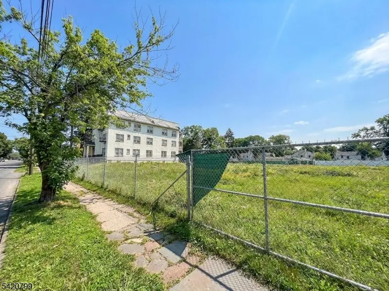 228 E 9th St, Plainfield, NJ 07060 - #2