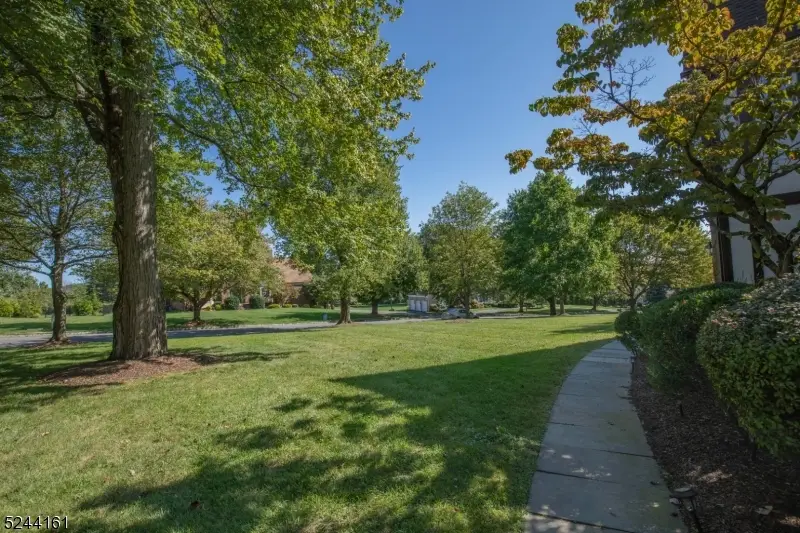 16 Manor Dr, Morris, NJ 07960 - #2