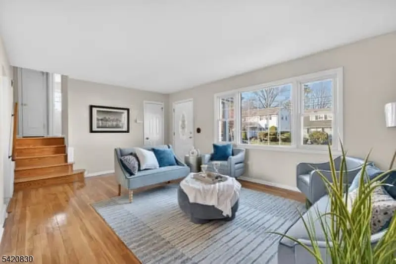 53 Patricia Pl, Clifton, NJ 07012 - #3