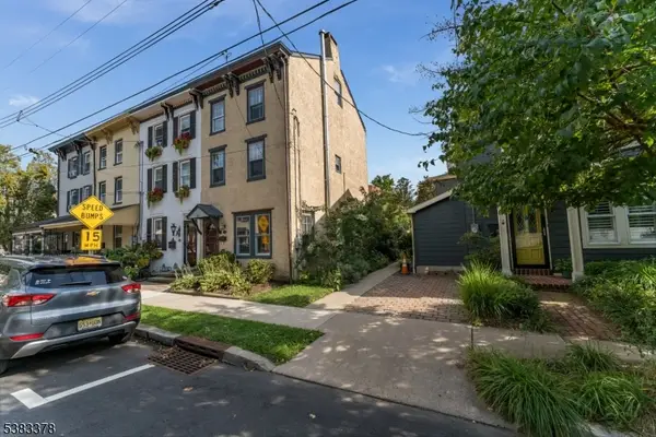 53 Ferry St, Lambertville City, NJ 08530