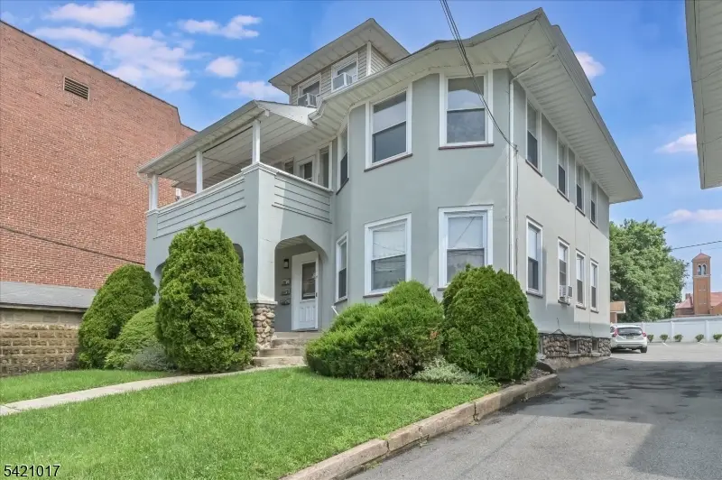 75 Glenridge Ave #4, Montclair, NJ 07042 - #1