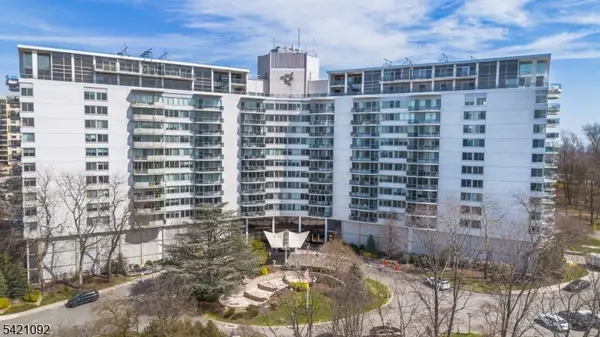 1 Claridge Drive #300, Verona Twp., NJ 07044