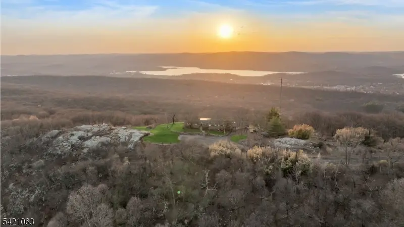 1 Ramapo Park, Oakland, NJ 07436 - #1