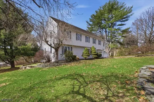 23 Lingert Ave, Clinton Town, NJ 08809