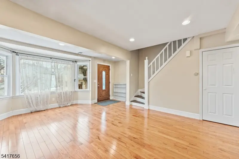 3 Sisco Pl, Clifton, NJ 07011 - #2