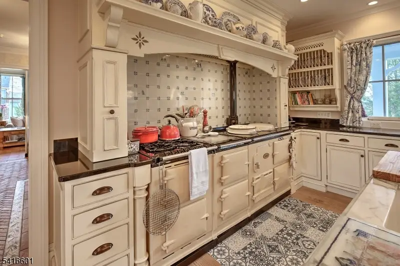 160 S Finley Ave, Basking Ridge, NJ 07920 - #3