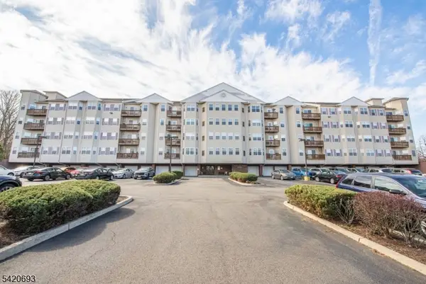 375 Rifle Camp Rd #403, Woodland Park, NJ 07424