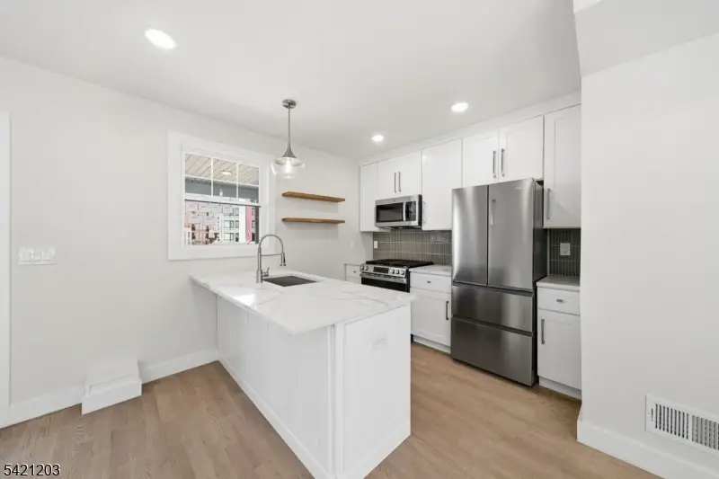 33 Clinton Pl, Morristown, NJ 07960 - #3